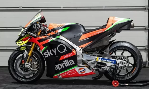 Aleix Espargaro Lelang Motor Balapnya