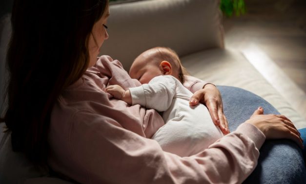 Tanda ASI Cukup: BB Bayi Naik, Bunda Gak Perlu Galau Lagi!