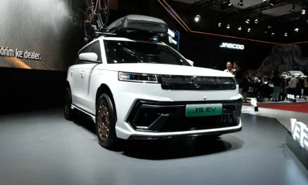 IIMS 2026: Kaca Film Ini Janjikan Kabin Mobil Tetap Sejuk!