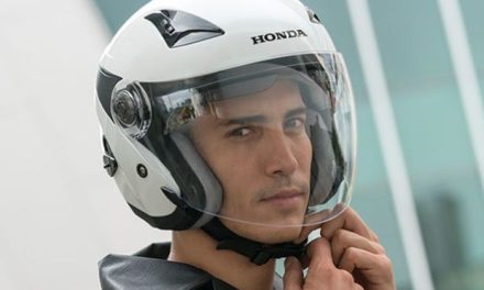 Bukan Cuma Gaya, Ini Helm Paling Enak Di Pakai Buat PCX